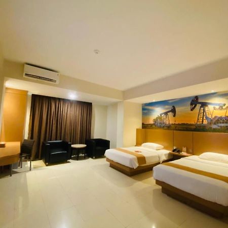 Comforta Dumai Esterno foto