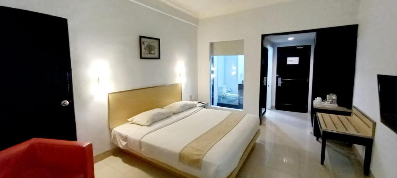 Comforta Dumai Esterno foto