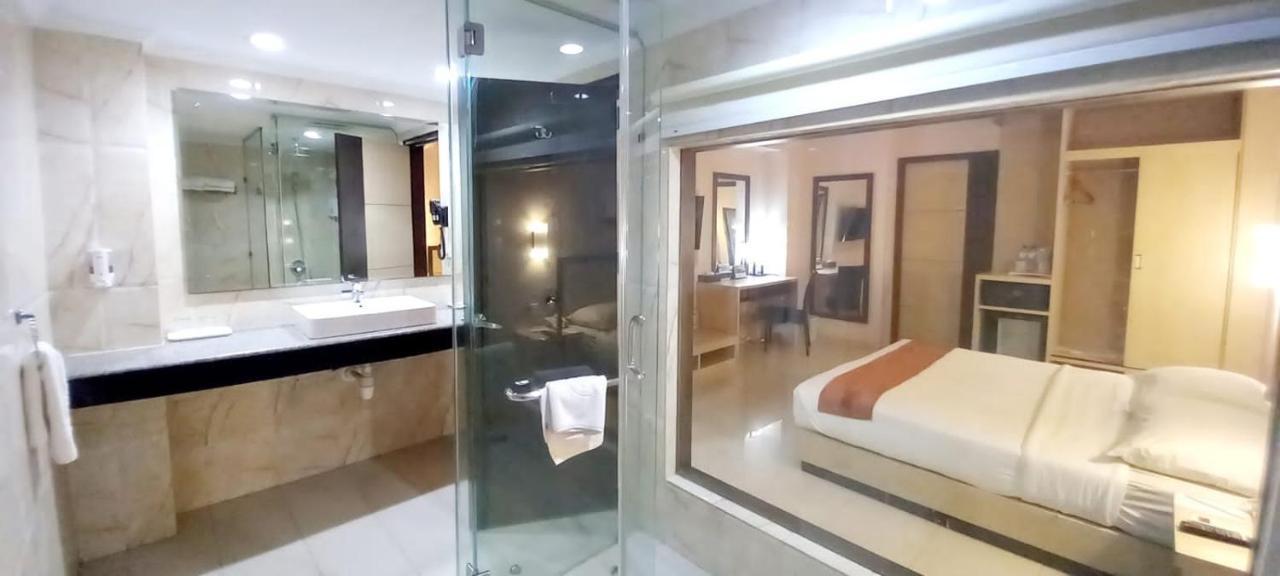 Comforta Dumai Esterno foto