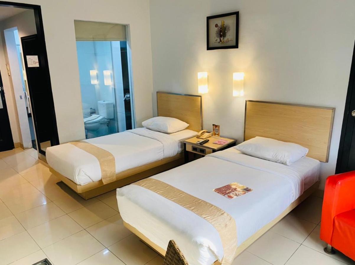 Comforta Dumai Esterno foto